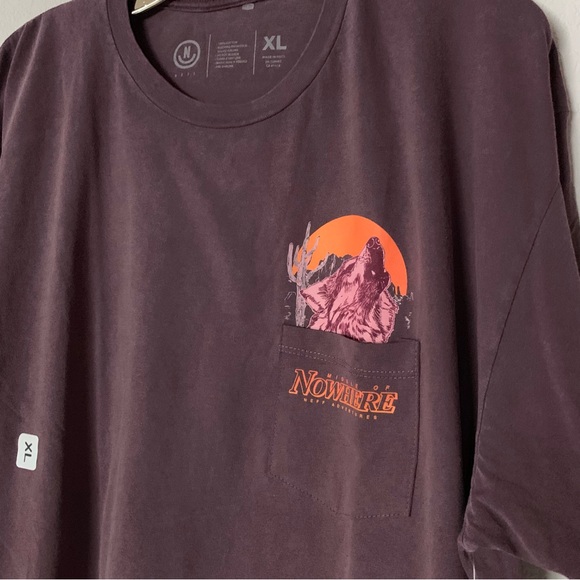 Neff Wolf pocket tee 100% cotton - Picture 2 of 6